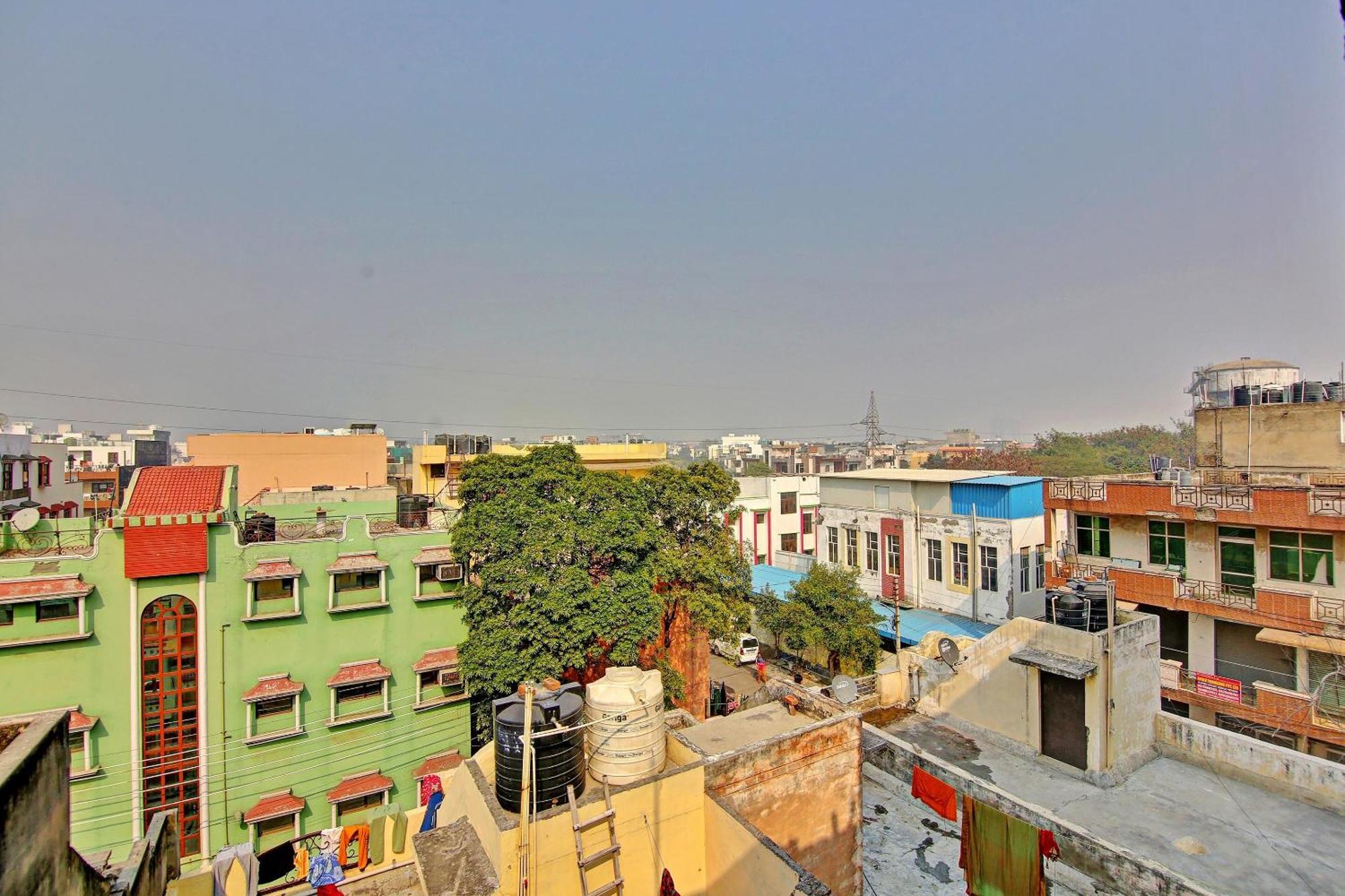Hotel O Yash Hotel Ghaziabad Exteriör bild